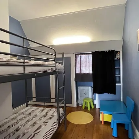 Holiday home Grand A Braine-la Tourelle Du Marquis-12a14pers. *