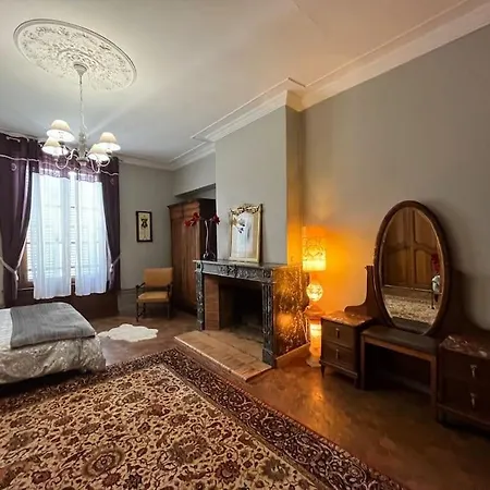 Holiday home Grand A Braine-la Tourelle Du Marquis-12a14pers.
