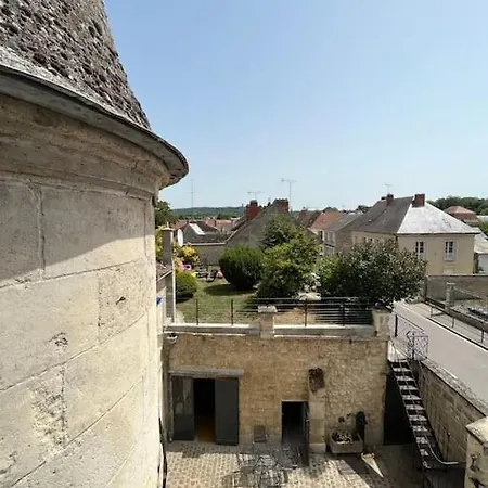 Grand A Braine-la Tourelle Du Marquis-12a14pers. Holiday home